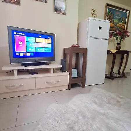 Tirana * تيرانا